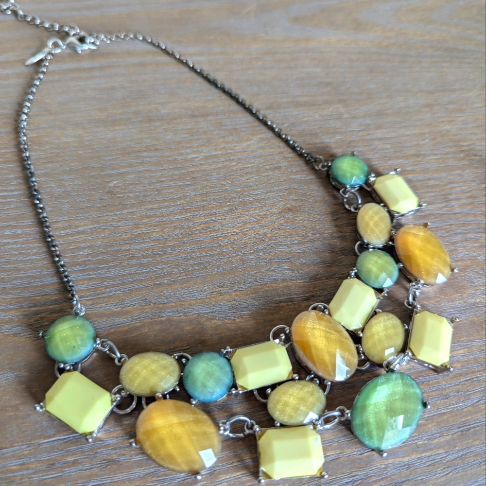 NY Collection Green and Gold Statement Necklace